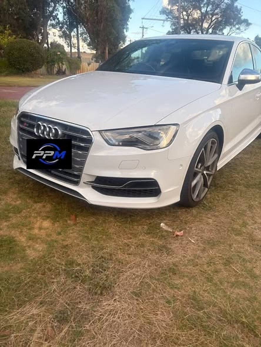 Front of the white Audi S3
