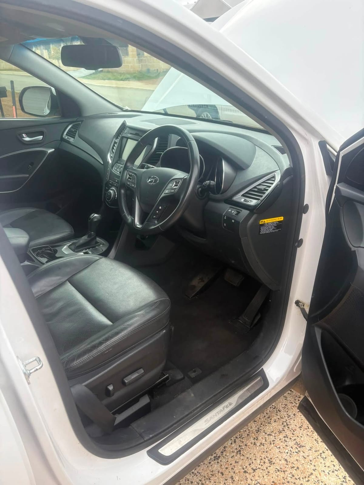 Santa Fe interior after the vacuum and clean-up